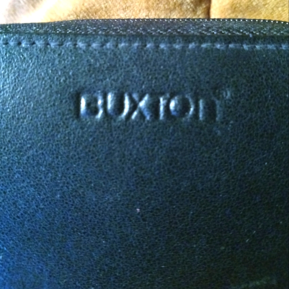 Buxton Wallet